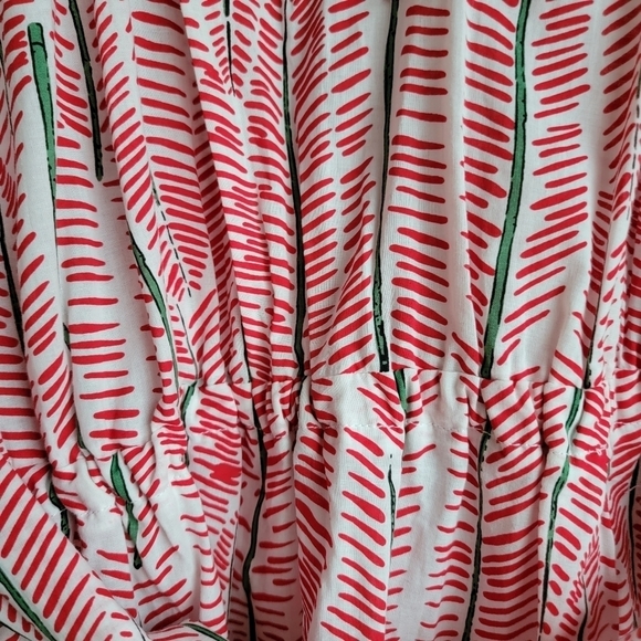 Julie Harrah Isabelle Dress in Red Chevron size M NWT - Picture 3 of 11